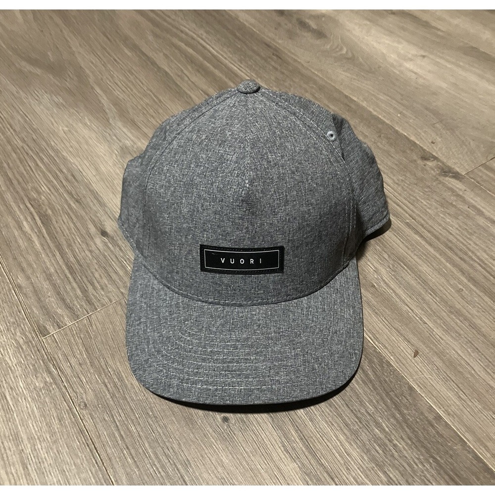 Vuori The Standard Hat Men's One Size SnapBack Heather Gray 110 FlexFit